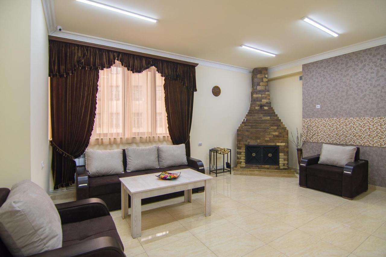 Tatev Hotel And Tours Yerevan Exterior foto