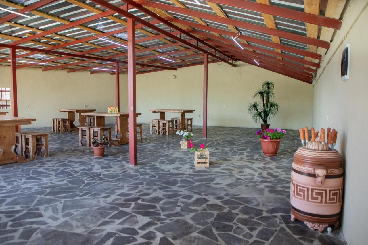 Tatev Hotel And Tours Yerevan Exterior foto
