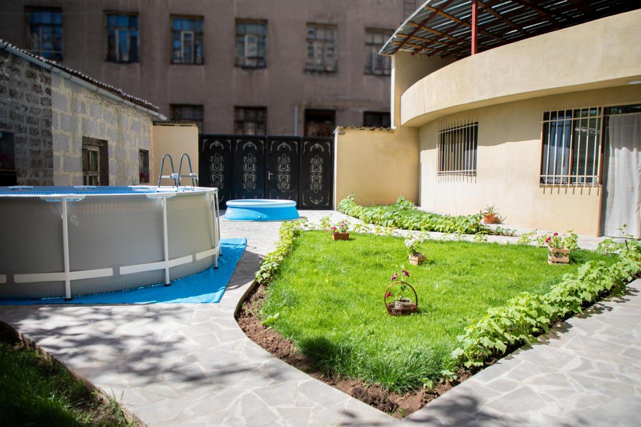 Tatev Hotel And Tours Yerevan Exterior foto